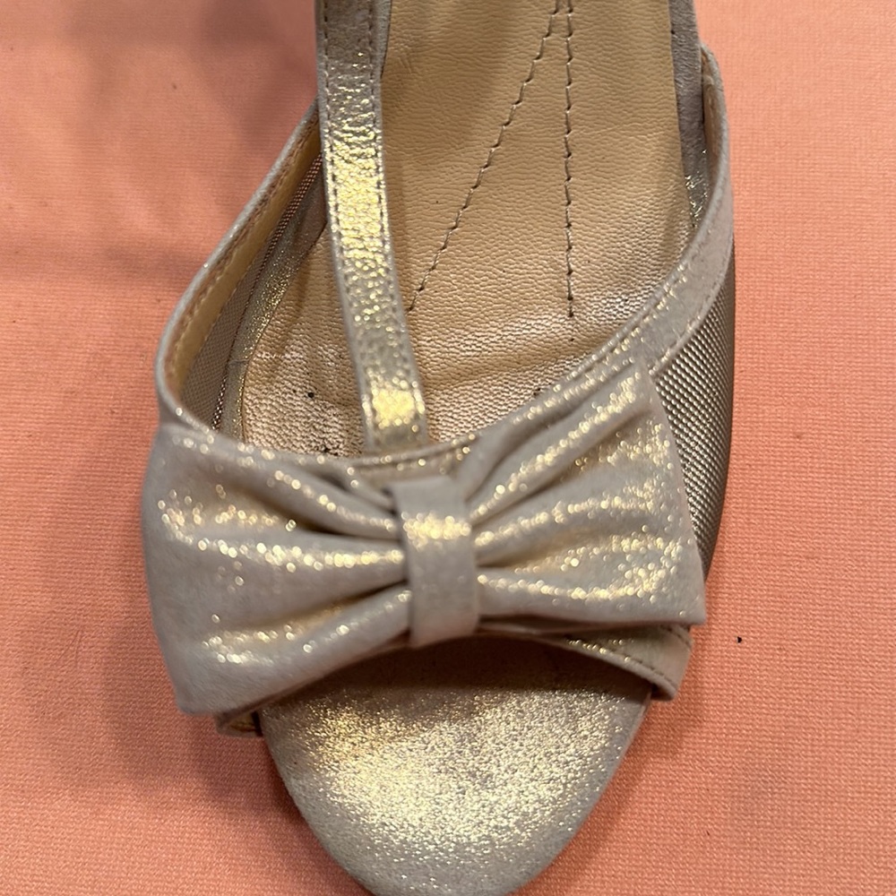 Kate Spade shoes, size 8 1/2 - Picture 3 of 10